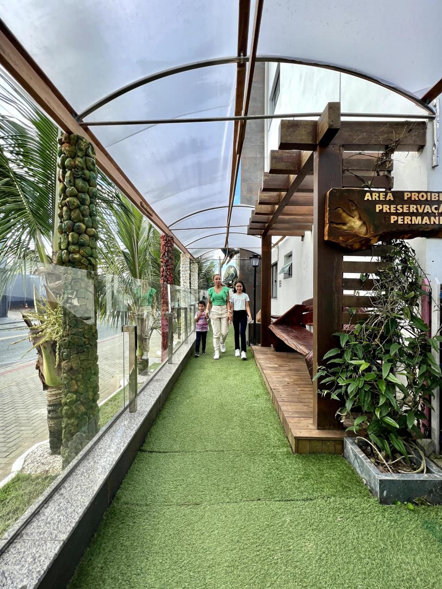 Hotel Recanto Dos Dinossauros Penha  Ngoại thất bức ảnh
